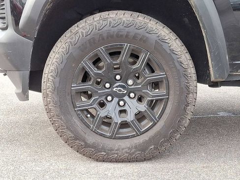 Used 2024 Chevrolet Colorado Trail Boss image 37