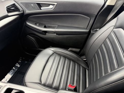 Used 2024 Ford Edge SEL image 20