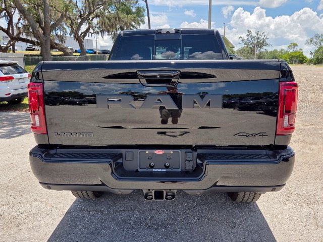 New 2026 RAM 2500 Laramie AWD/4WD image 6