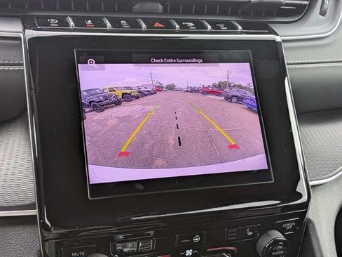 Used 2025 Jeep Grand Cherokee L Laredo RWD image 21