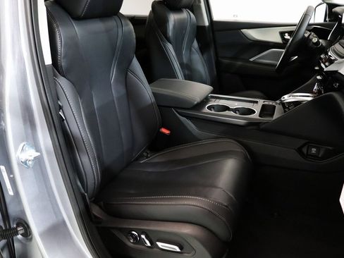 Used 2026 Acura MDX w/ Technology Package image 15