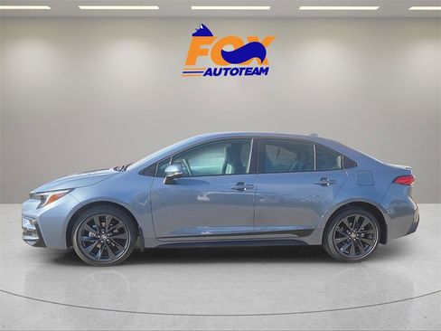 New 2026 Toyota Corolla SE image 2