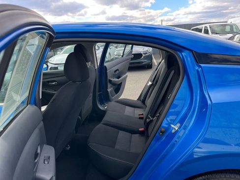 Used 2025 Nissan Sentra SV image 25