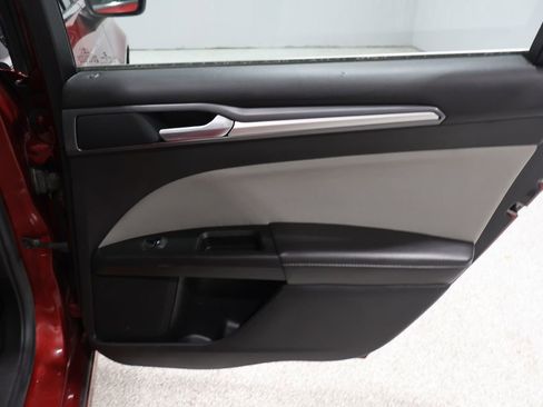 Used 2016 Ford Fusion S w/ Equipment Group 101A image 21