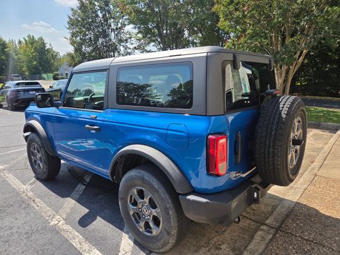 Used 2021 Ford Bronco 2-Door AWD/4WD image 2