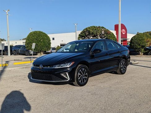 Certified 2025 Volkswagen Jetta S image 2