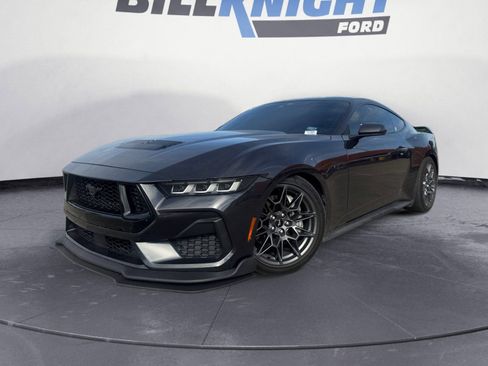 Used 2024 Ford Mustang GT RWD image 1
