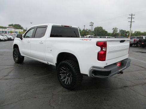 Used 2022 Chevrolet Silverado 1500 LT w/ Protection Package AWD/4WD image 9