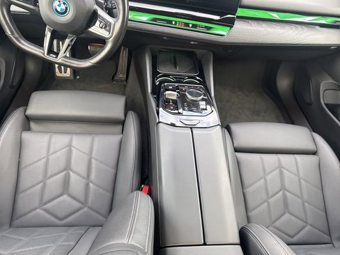 Certified 2024 BMW i5 eDrive40i w/ M Sport Package RWD image 18