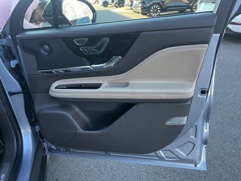 Used 2022 Lincoln Corsair Grand Touring w/ Elements Technology Bundle image 25