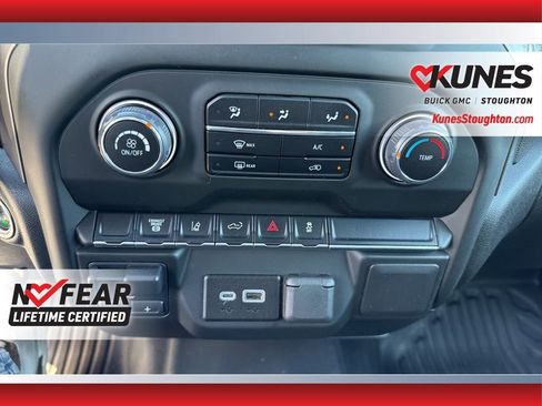 Used 2024 Chevrolet Silverado 3500 W/T image 29