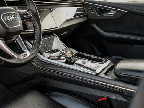 Used 2022 Audi RS Q8 AWD/4WD image 30