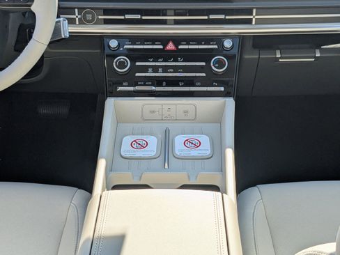 New 2026 Hyundai Santa Fe SE FWD image 15