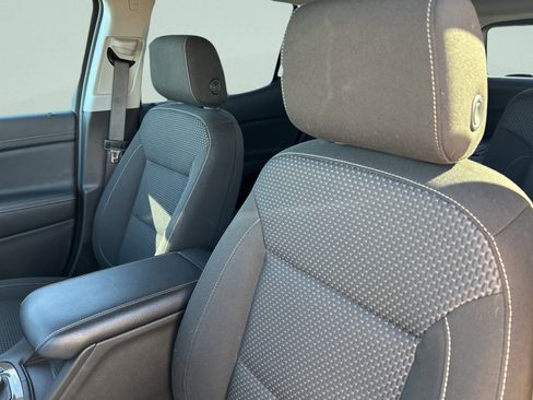 Used 2023 GMC Acadia SLE w/ Driver Convenience Package image 47