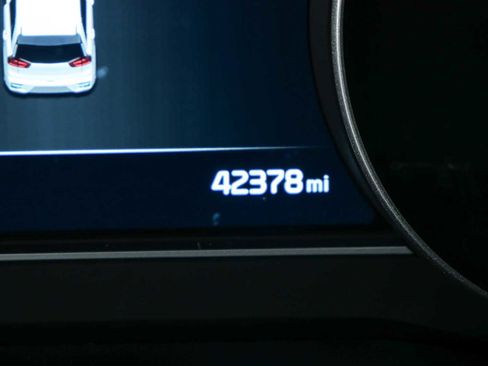 Used 2020 Kia Niro EX Premium FWD image 9