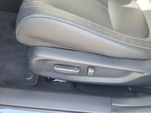 Used 2018 Honda Civic EX-L image 12