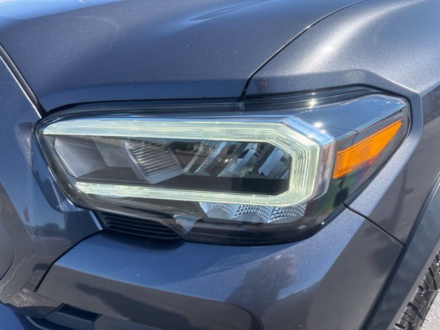 Used 2023 Toyota Tacoma TRD Off-Road AWD/4WD image 10