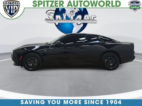 Used 2026 Dodge Charger Scat Pack w/ Blacktop Package AWD/4WD image 6