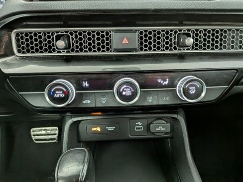Used 2022 Honda Civic Sport image 18