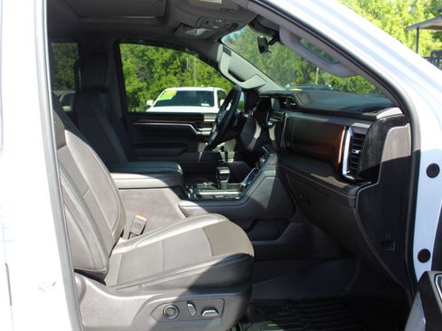 Used 2024 GMC Sierra 1500 Denali w/ Denali Reserve Package AWD/4WD image 11