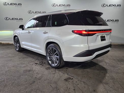 New 2025 Lexus TX 550h AWD Plug-In Hybrid image 8