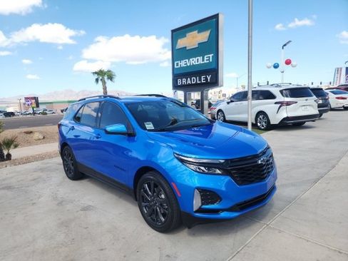 Certified 2024 Chevrolet Equinox RS FWD image 1
