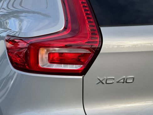 Certified 2023 Volvo XC40 B5 Ultimate AWD/4WD image 26