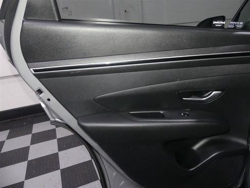 Used 2024 Hyundai Tucson SEL FWD image 25