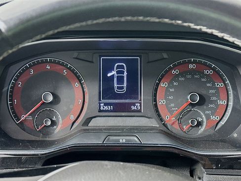 Used 2019 Volkswagen Jetta R-Line FWD image 12