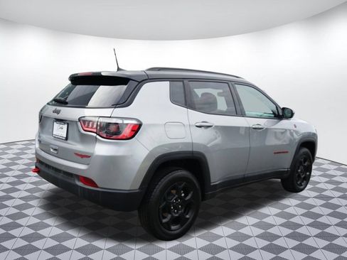 Used 2023 Jeep Compass Trailhawk AWD/4WD image 7