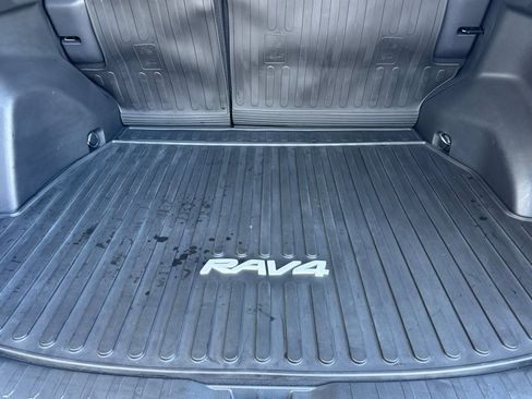 Certified 2025 Toyota RAV4 XLE w/ Convenience Package image 15