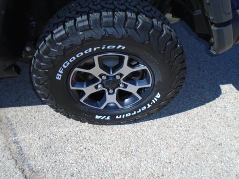 Used 2018 Jeep Wrangler Unlimited Rubicon AWD/4WD image 7