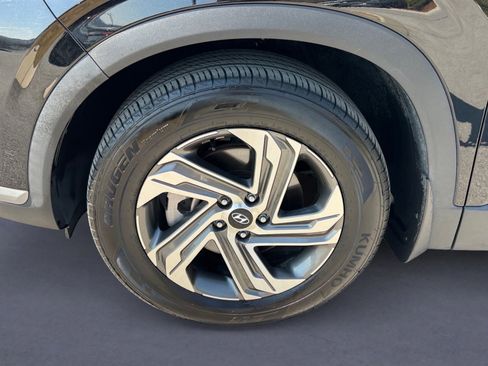 Certified 2023 Hyundai Santa Fe SEL image 9