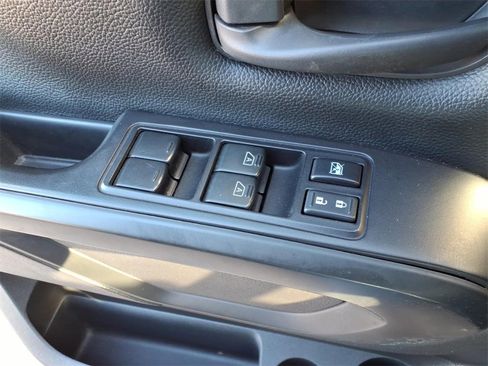 Used 2021 Nissan Titan S w/ S Utility Package image 29