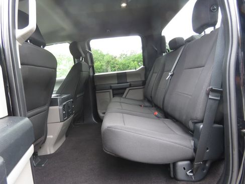 Used 2018 Ford F150 XL w/ Equipment Group 101A Mid AWD/4WD image 19