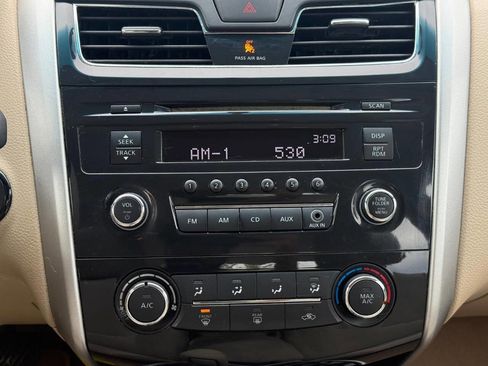 Used 2013 Nissan Altima 2.5 S FWD image 14