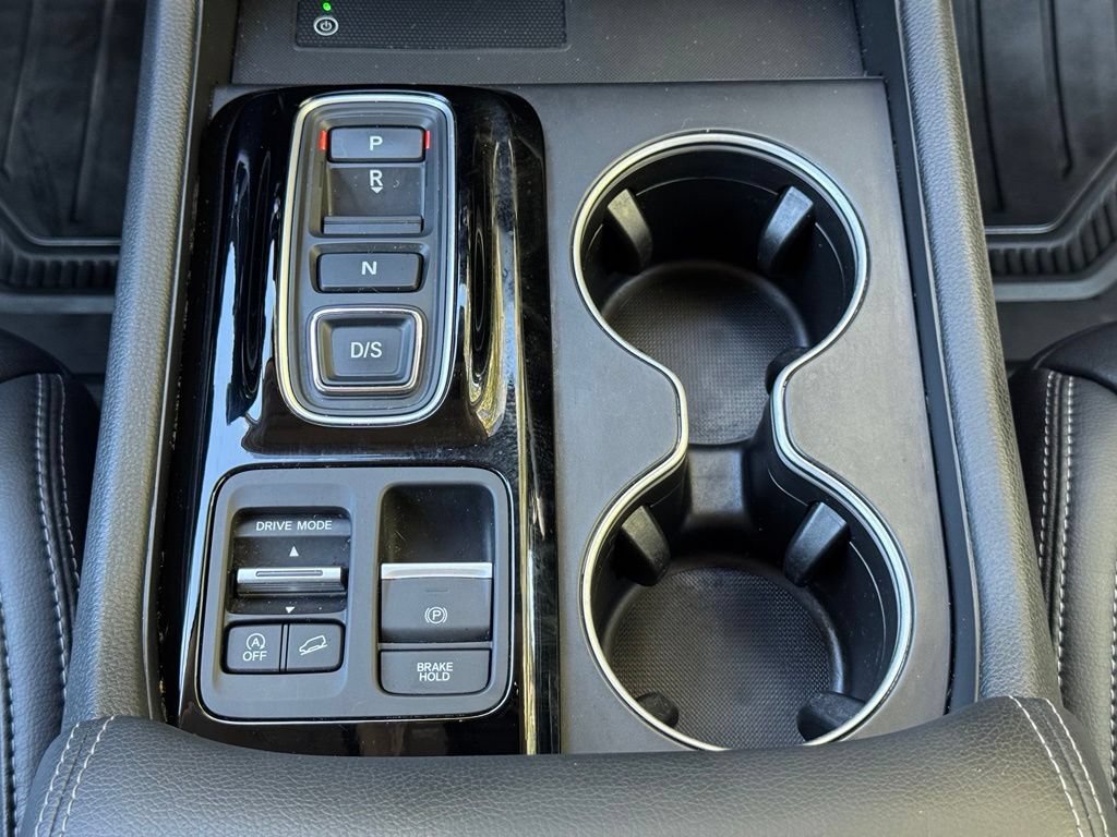 Certified 2025 Honda Pilot Touring image 27