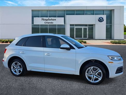 Used 2018 Audi Q5 2.0T Premium w/ Convenience Package image 3