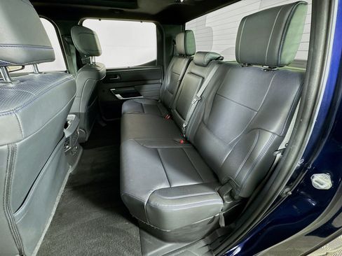 Used 2022 Toyota Tundra Platinum image 18