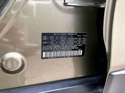 Used 2025 Subaru Outback Premium AWD/4WD image 21