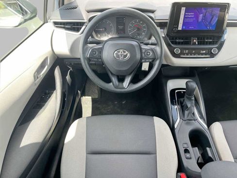 Used 2023 Toyota Corolla LE FWD image 11