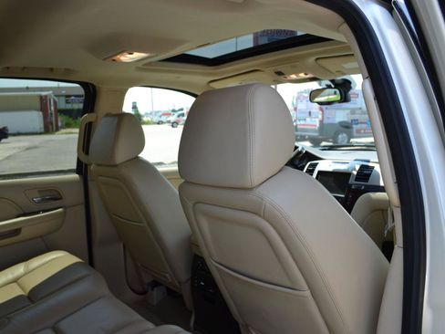 Used 2008 Cadillac Escalade EXT AWD/4WD image 37