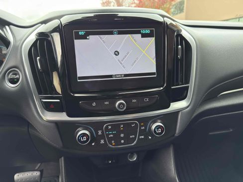 Used 2019 Chevrolet Traverse LT w/ LT Premium Package image 40