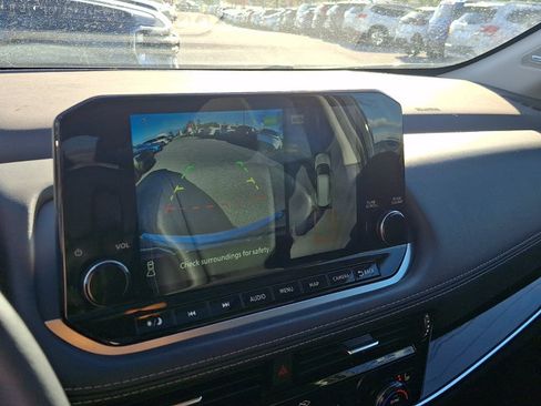 Certified 2023 Nissan Rogue SL w/ SL Premium Package AWD/4WD image 19