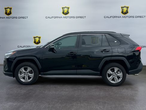 Used 2025 Toyota RAV4 XLE FWD image 2
