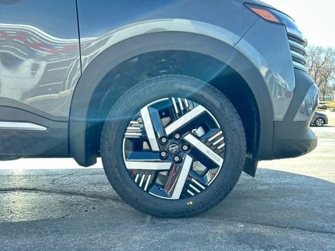 New 2026 Nissan Kicks SV AWD/4WD image 11