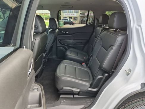 Certified 2021 GMC Acadia SLT w/ Elevation Edition FWD image 23
