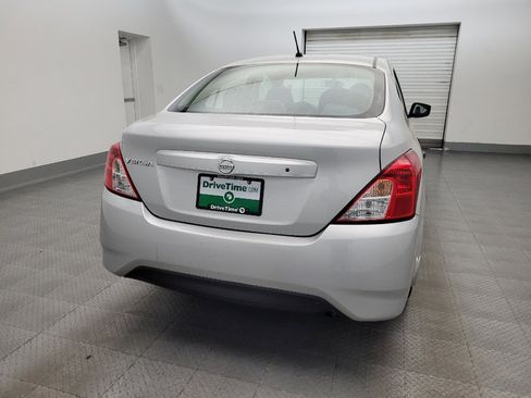 Used 2016 Nissan Versa S FWD image 7
