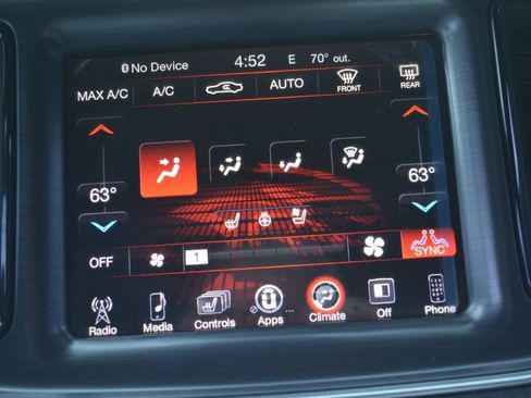 Used 2016 Dodge Challenger SXT Plus RWD image 21