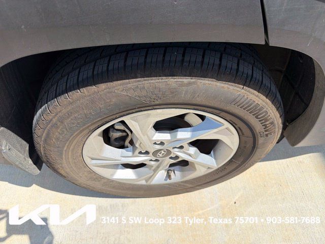 Used 2022 Hyundai Tucson SEL w/ Cargo Package FWD image 12
